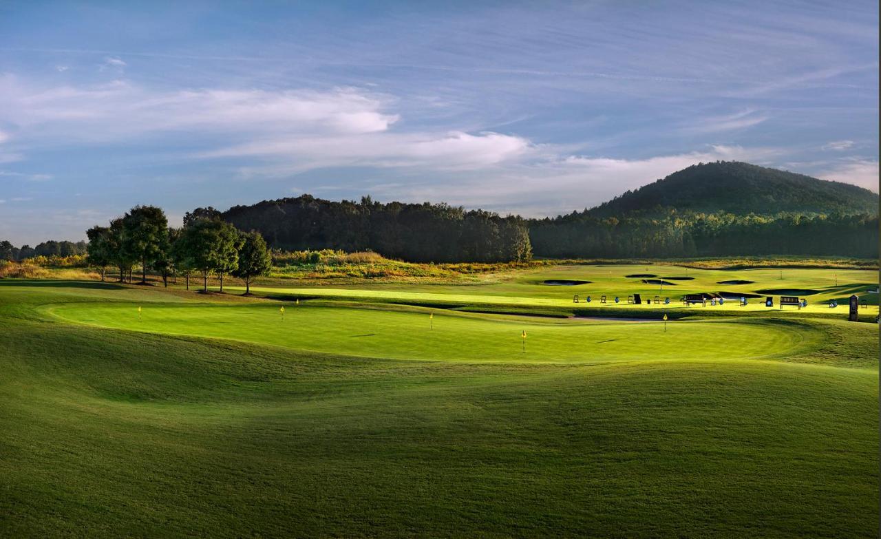 Hotel Pursell Farms Fayetteville Esterno foto