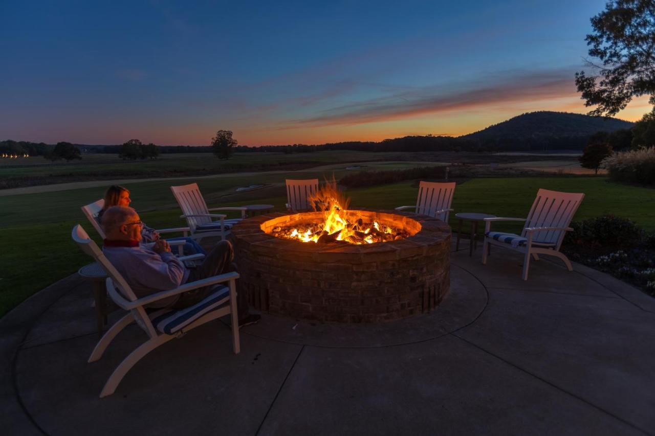 Hotel Pursell Farms Fayetteville Esterno foto